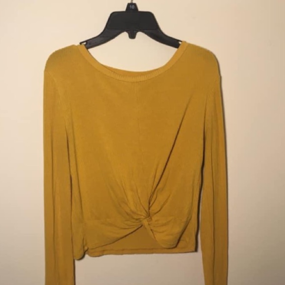 Long Sleeved Top (Fall/Winter)